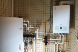 установка настенного газового котла