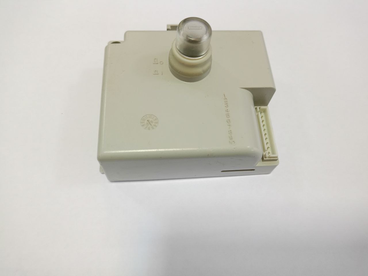 Блок управления (Электронный блок розжига) BOSCH WR10/13/15-2B Zündbaustein (Bat) 8738716328 Б/У Блок управления (Электронный блок розжига) BOSCH WR10/13/15-2B Zündbaustein (Bat) 8738716328 Б/У